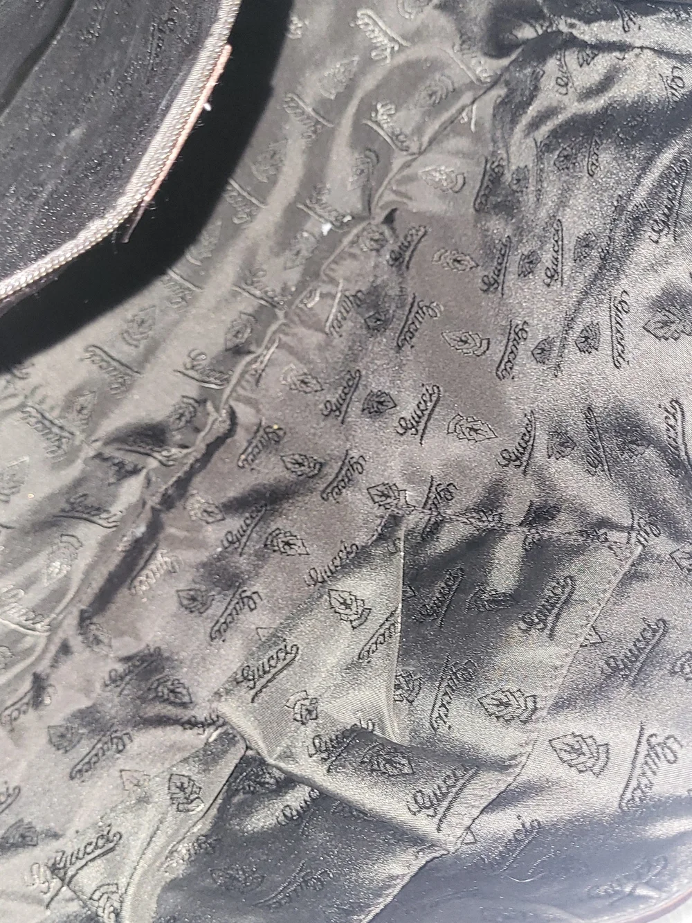 Gucci classic monogram